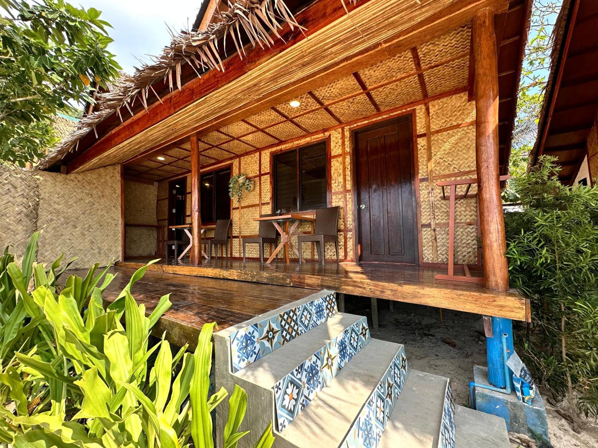 Beach Huts Эль-Нидо Экстерьер фото